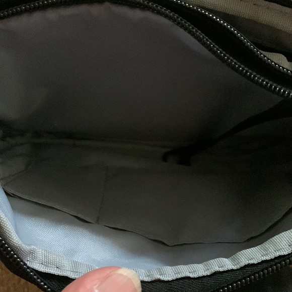 Crossbody bag - Picture 2 of 8